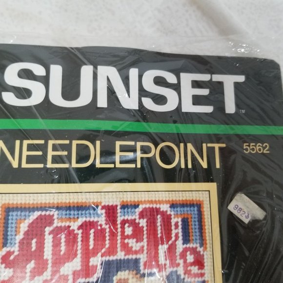 Sunset Needle Point Kit 5562 25 Slice Apple Pie Cheryl Ruehle Fall Autumn NEW - Picture 4 of 7